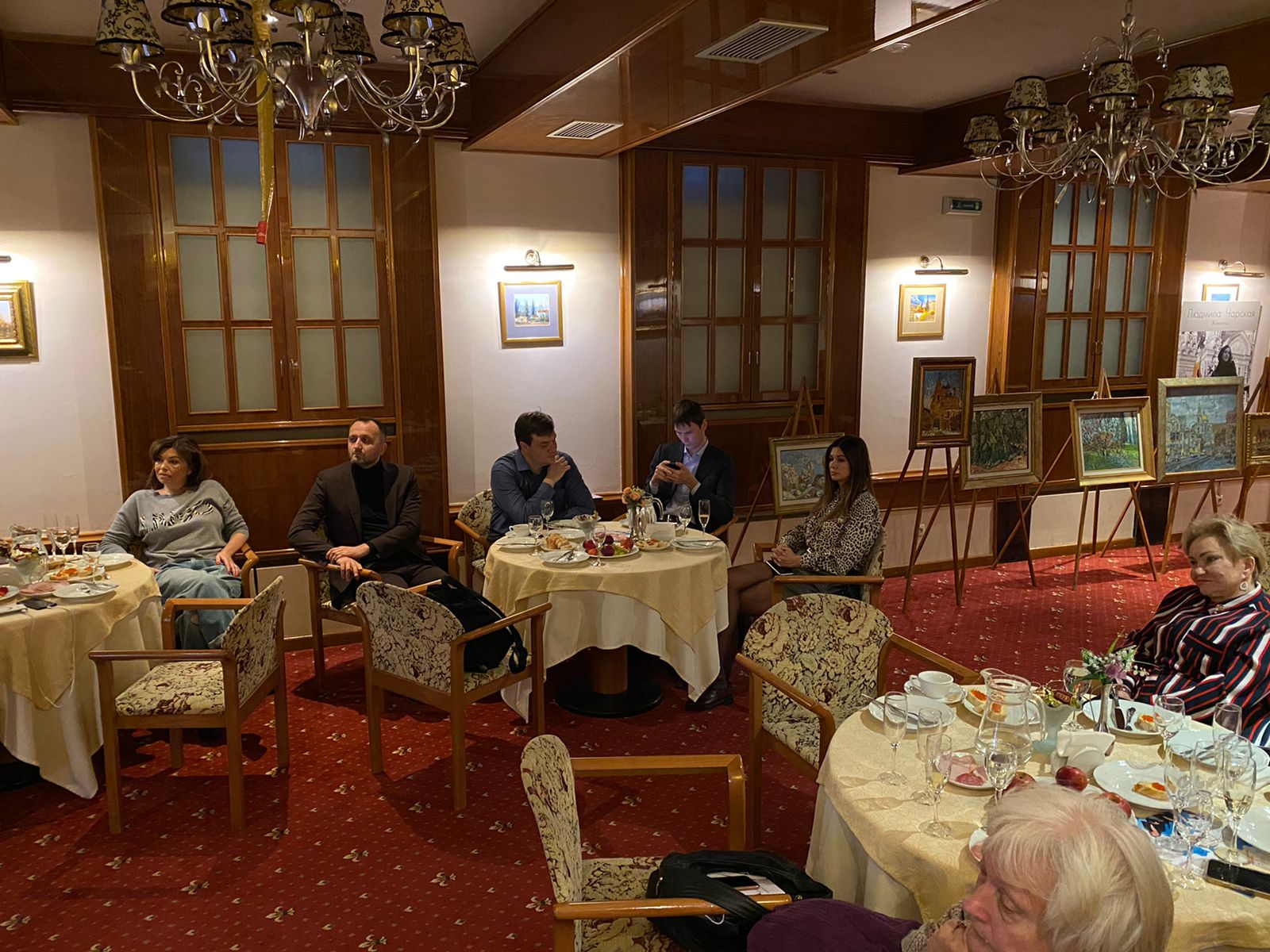 Uluslararası İş Destek Merkezi, "Kültür ve Eğitim" programı kapsamında sıradaki  toplantısını  gerçekleştirdi