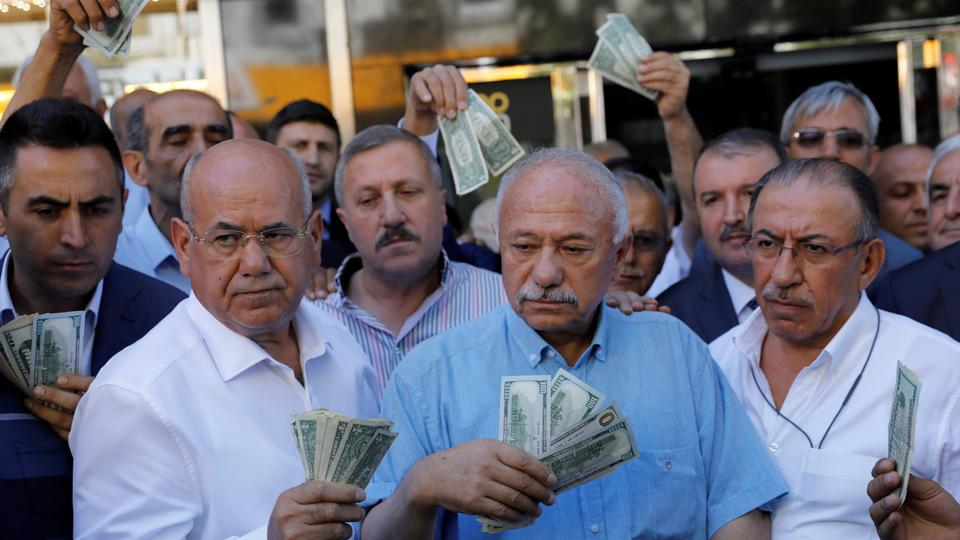 Türkiye Cumhuriyet Merkez Bankası zorunlu döviz çevirme kararını onayladı