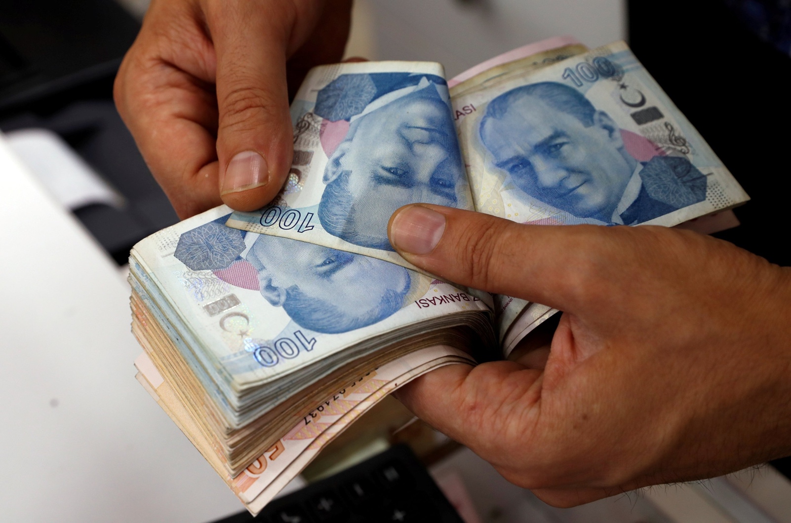 Türk lirası tekrar değer kaybetti