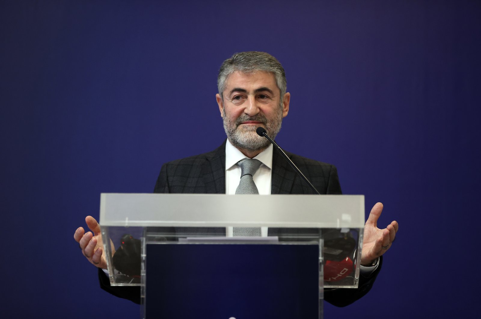 Türkiye Maliye Bakanı yabancı yatırımcılarla görüşmeler düzenliyecek